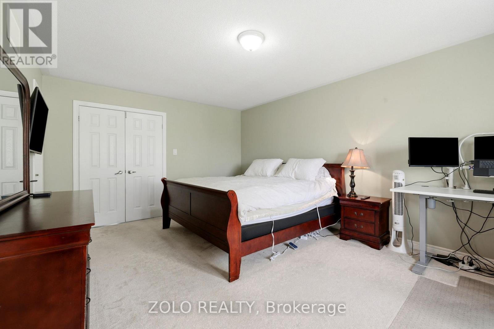 6 Diamond Leaf Lane, Halton Hills, Ontario  L7G 0G7 - Photo 18 - W13479834