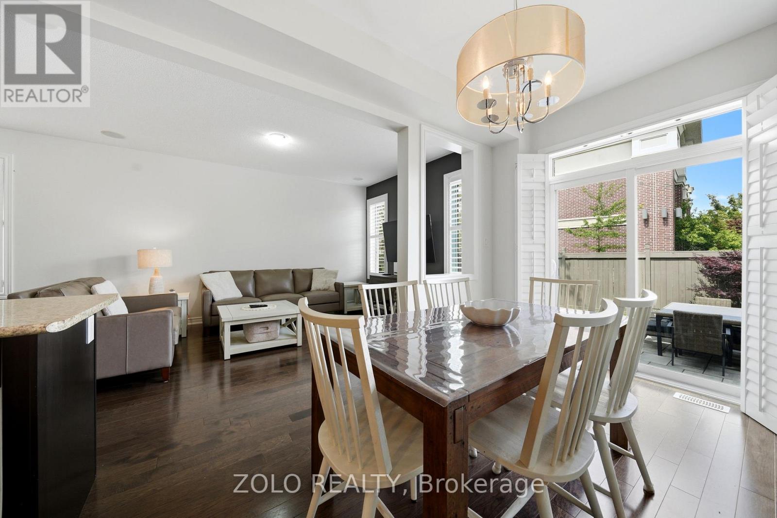 6 Diamond Leaf Lane, Halton Hills, Ontario  L7G 0G7 - Photo 10 - W13479834