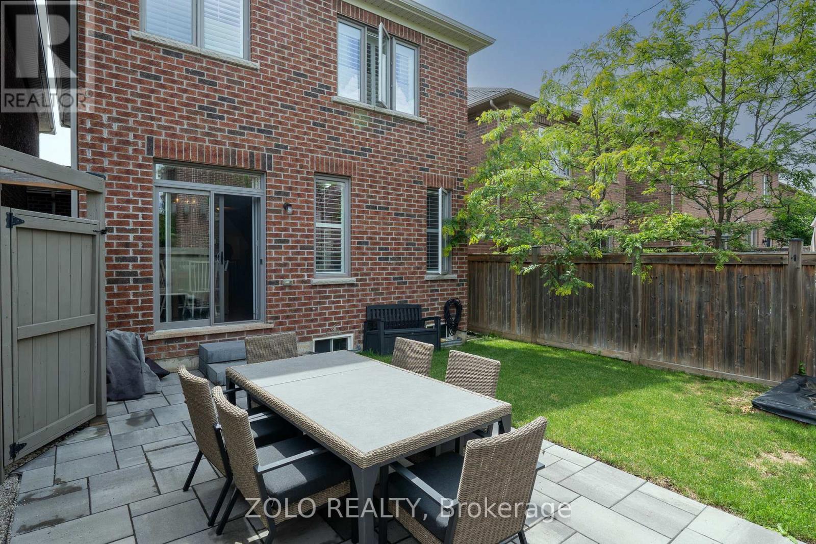 6 Diamond Leaf Lane, Halton Hills, Ontario  L7G 0G7 - Photo 29 - W13479834