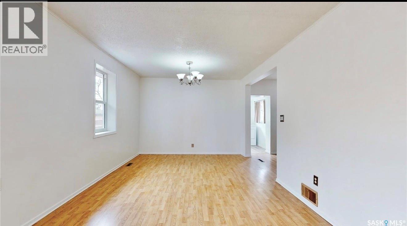 2160 Borden Street, Regina, Saskatchewan  S4N 2K8 - Photo 6 - SK040863