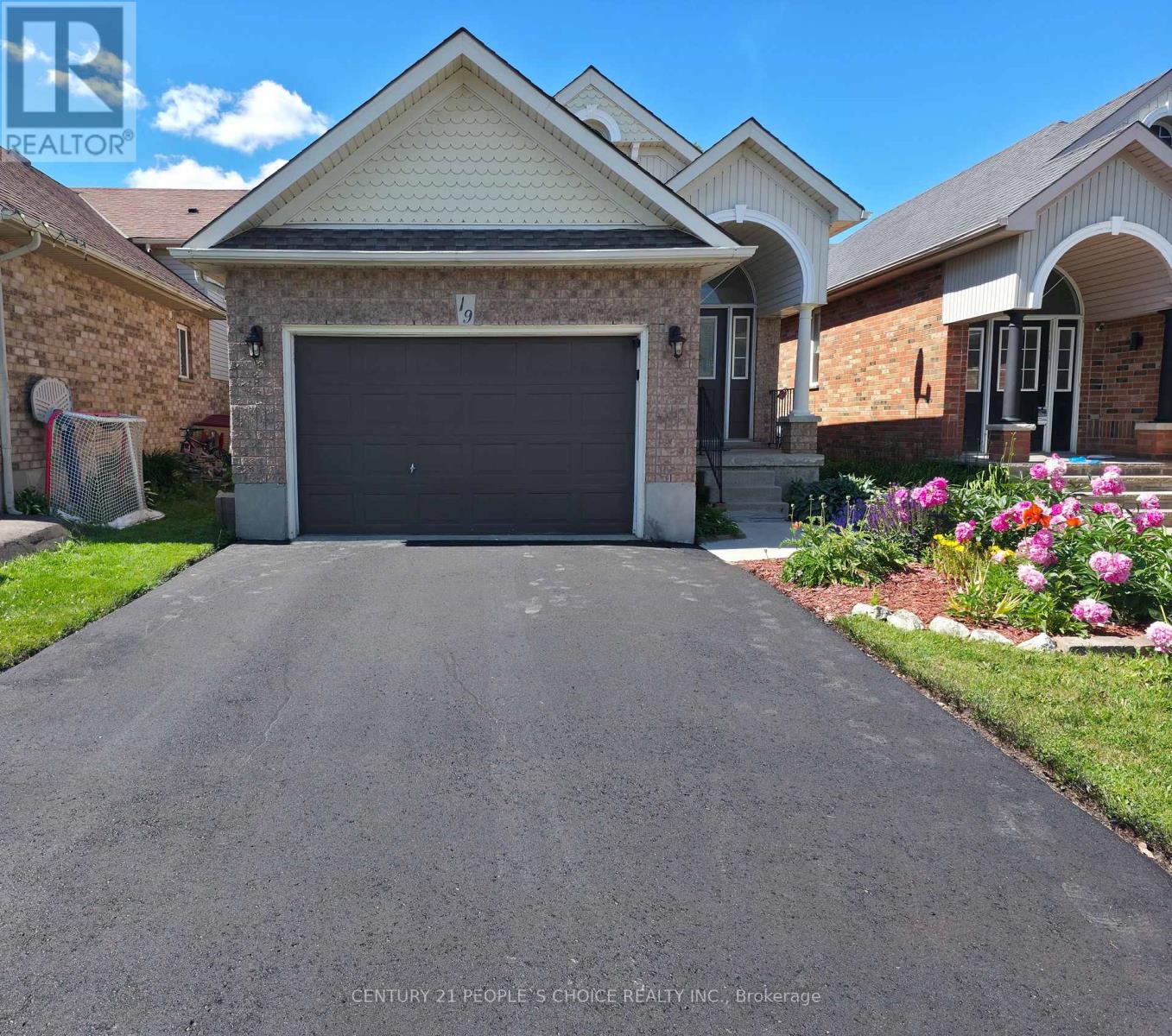 19 MCKITRICK DRIVE, Orangeville, Ontario