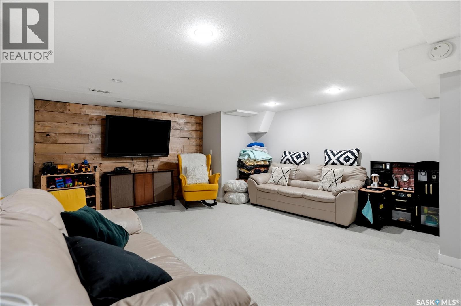 3342 Linden Grove, Regina, Saskatchewan  S4V 2N7 - Photo 30 - SK040739
