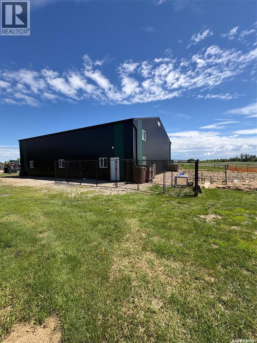 Morning Dew Acres, Cana Rm No. 214, Saskatchewan  S0A 2P0 - Photo 59 - SK040734