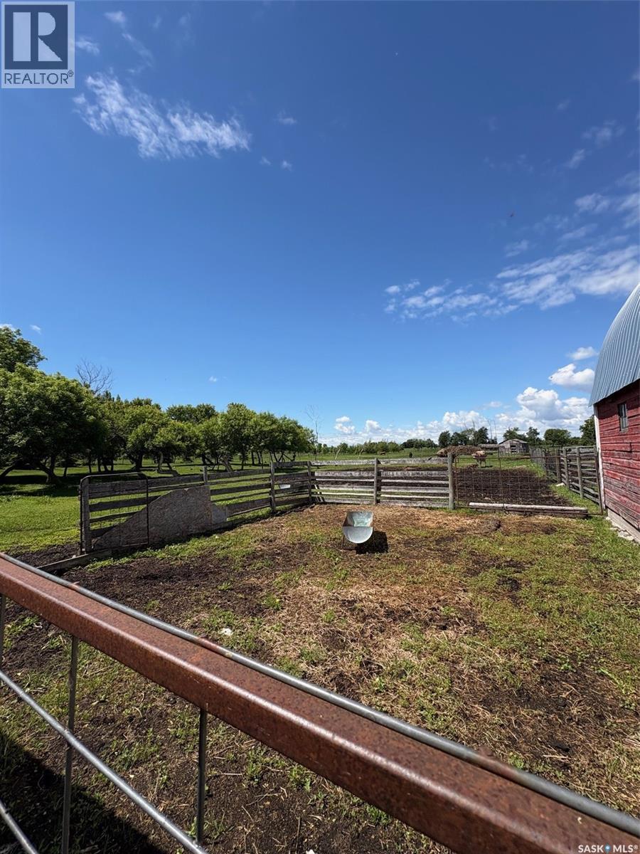 Morning Dew Acres, Cana Rm No. 214, Saskatchewan  S0A 2P0 - Photo 67 - SK040734