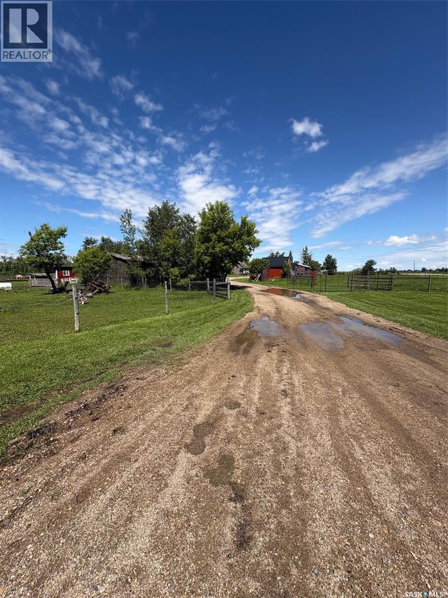 Morning Dew Acres, Cana Rm No. 214, Saskatchewan  S0A 2P0 - Photo 69 - SK040734