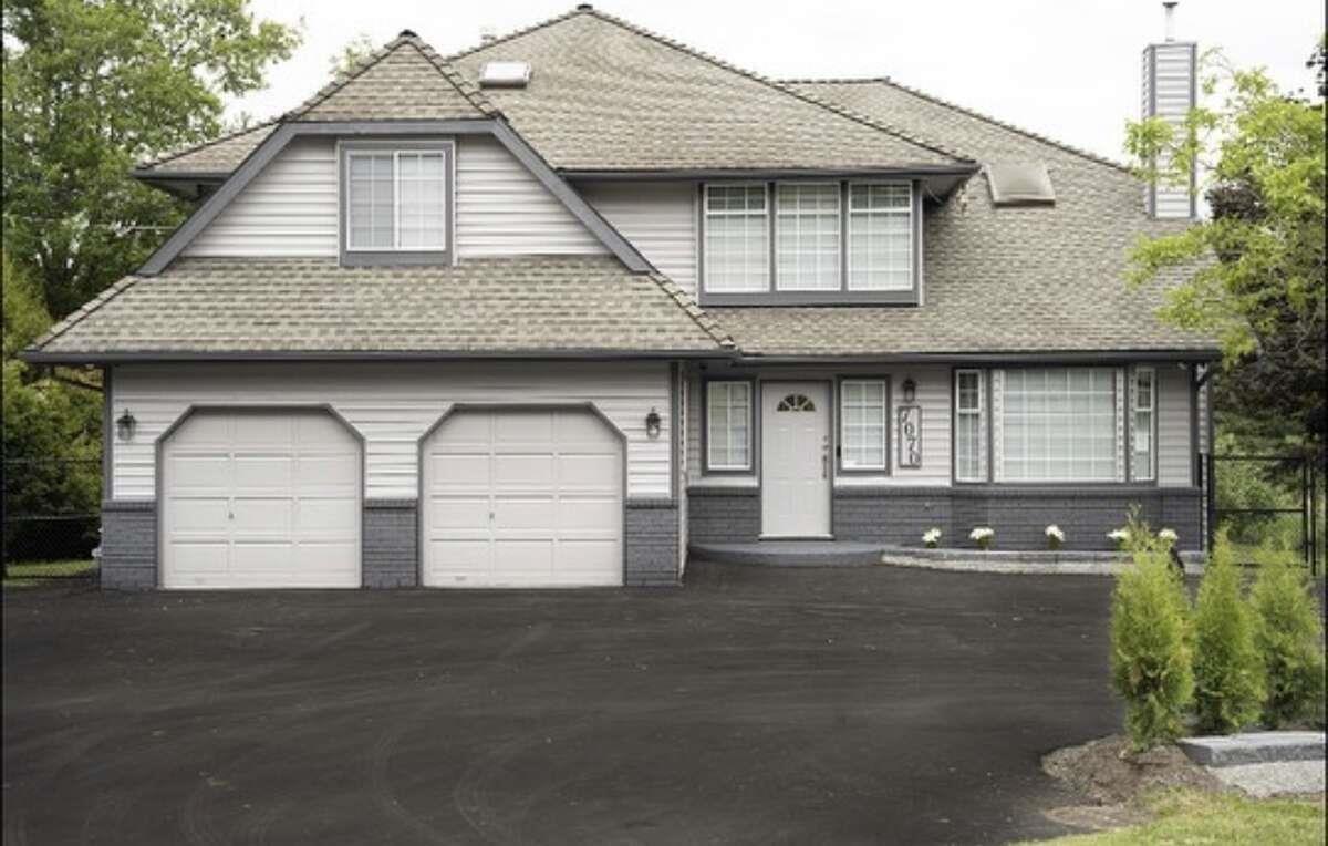 7070 207 Street, Langley, British Columbia  V2Y 1T4 - Photo 2 - R3140528