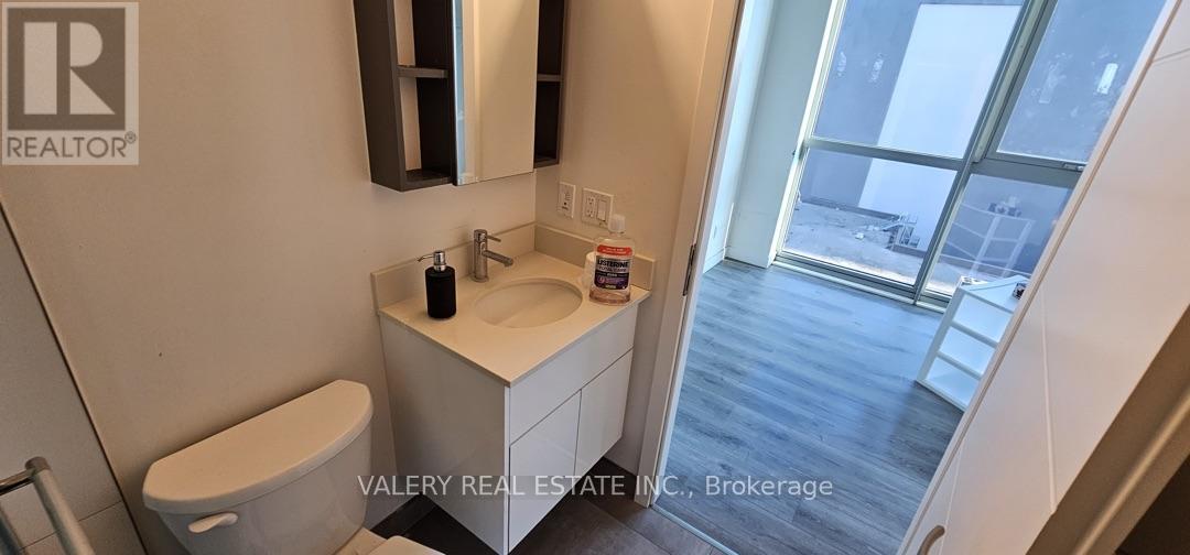 809 - 60 Frederick Street, Kitchener, Ontario  N2H 0C7 - Photo 19 - X13496454
