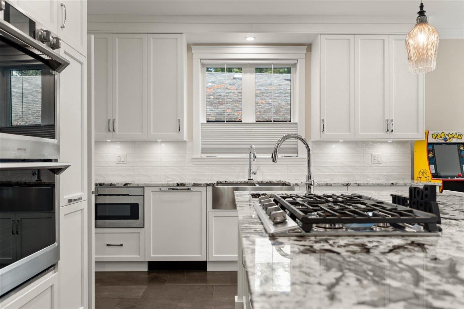 413 Maple Street, Cultus Lake North, Cultus Lake, British Columbia  V2R 4Z3 - Photo 6 - R3140430