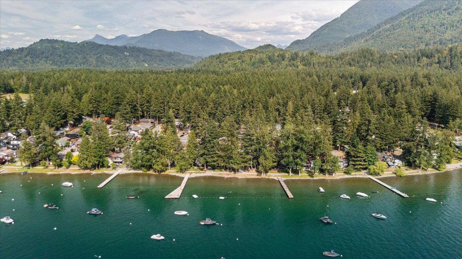 413 Maple Street, Cultus Lake North, Cultus Lake, British Columbia  V2R 4Z3 - Photo 36 - R3140430