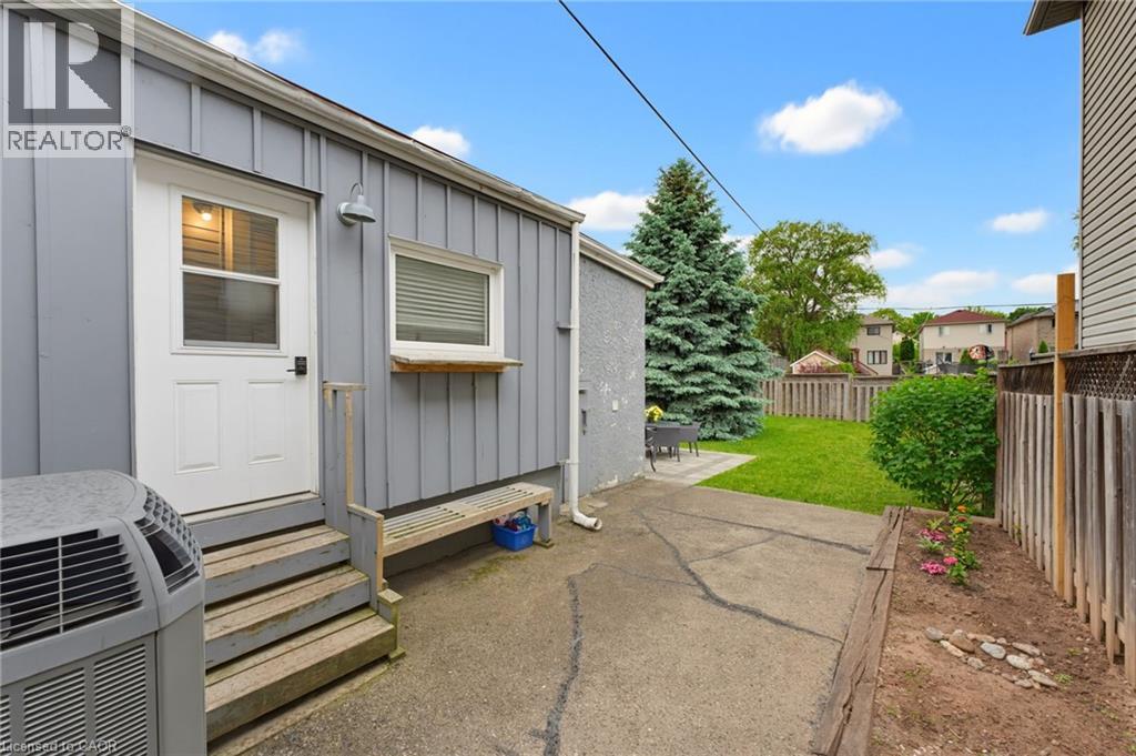 349 John Street N, Hamilton, Ontario  L8L 4R2 - Photo 18 - 40838728
