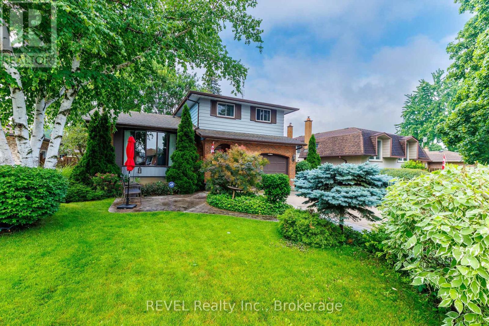 14 Shetland Crescent, St. Catharines, Ontario  L2P 3P7 - Photo 2 - X13496564