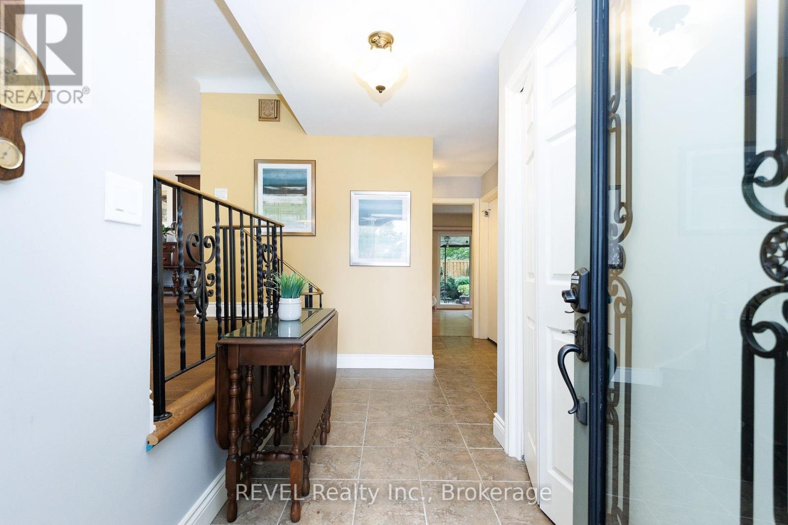14 Shetland Crescent, St. Catharines, Ontario  L2P 3P7 - Photo 4 - X13496564