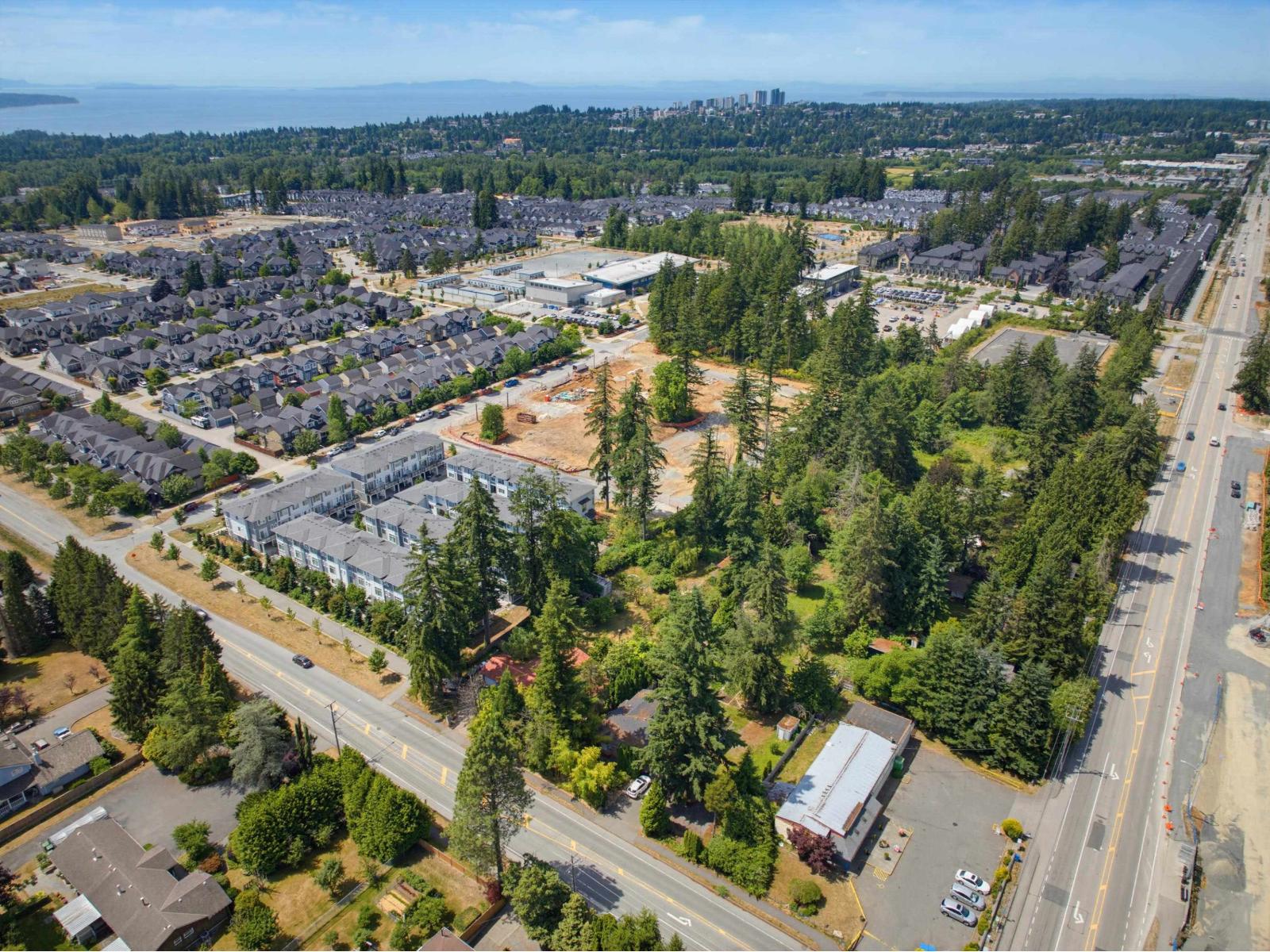 2339 168 Street, Surrey, British Columbia  V3Z 0B5 - Photo 2 - R3138368