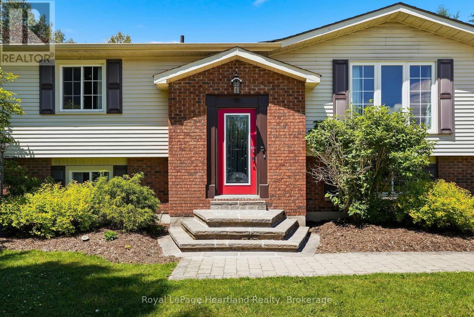 106 Cedar Court, Chatsworth, Ontario  N0H 1G0 - Photo 6 - X13496552