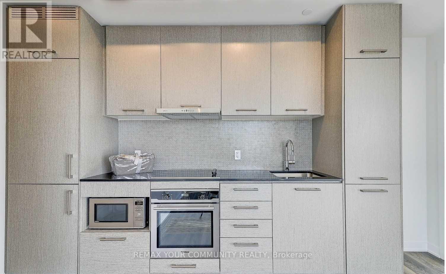 4202 - 87 Peter Street, Toronto, Ontario  M5V 2G4 - Photo 2 - C13496506