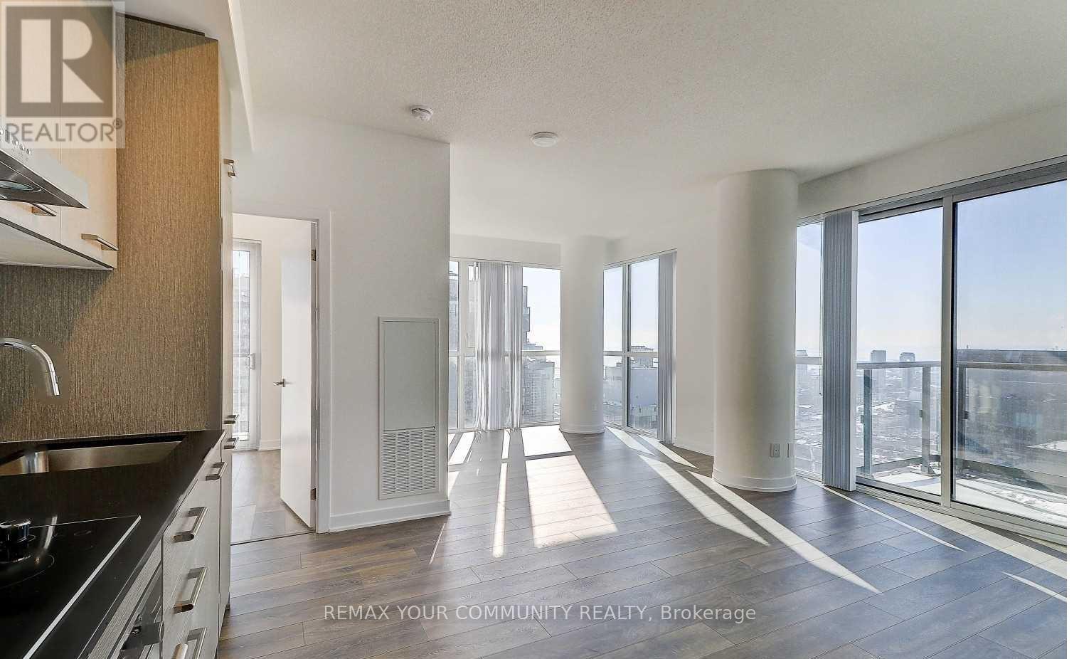 4202 - 87 Peter Street, Toronto, Ontario  M5V 2G4 - Photo 3 - C13496506