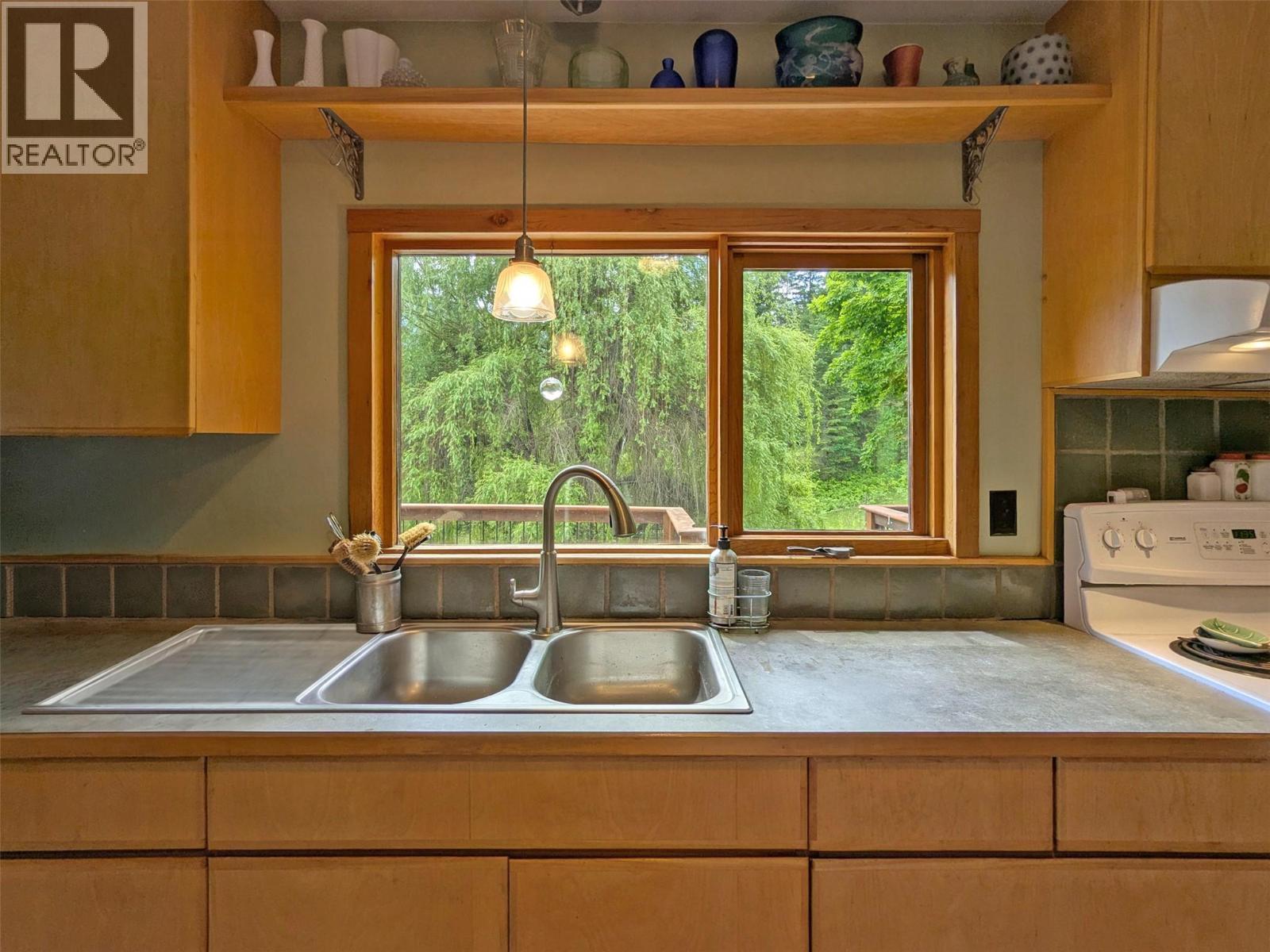 7421 Avis Road, Winlaw, British Columbia  V0G 2J0 - Photo 39 - 10392646