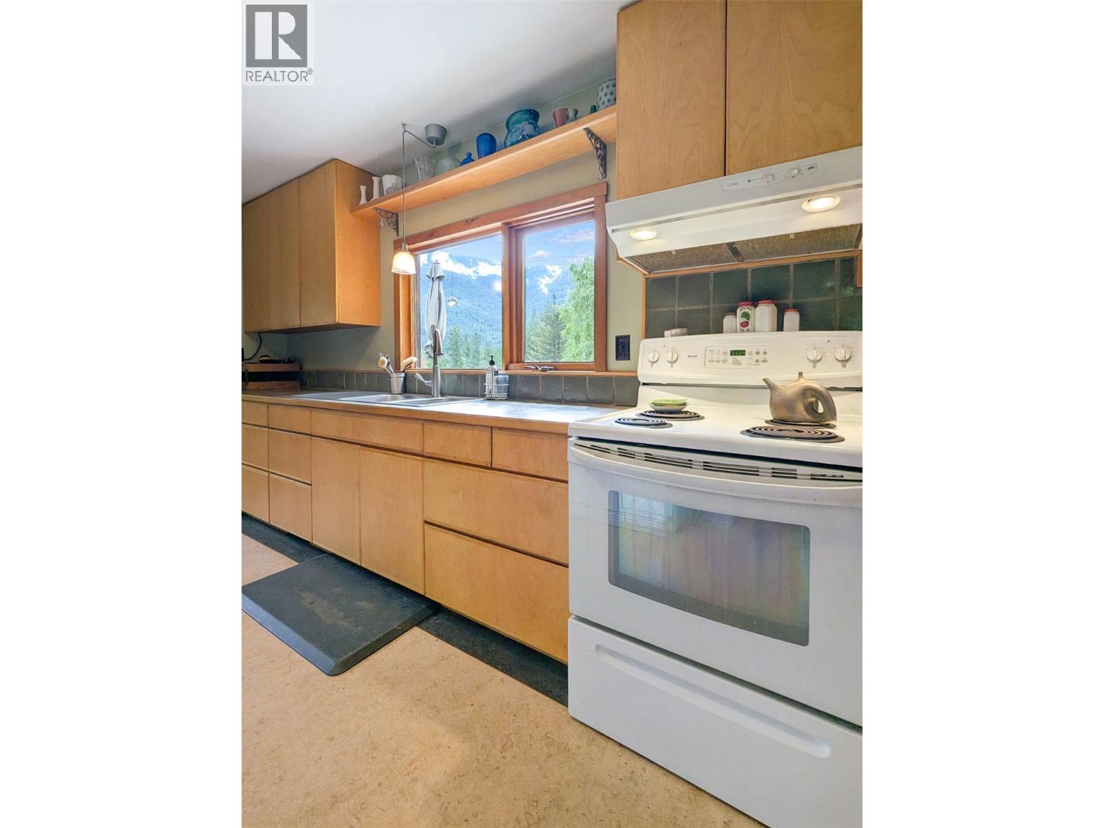 7421 Avis Road, Winlaw, British Columbia  V0G 2J0 - Photo 40 - 10392646