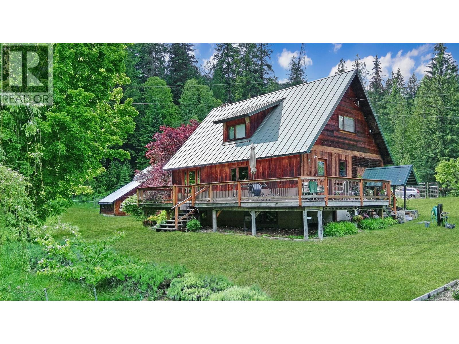 7421 Avis Road, Winlaw, British Columbia  V0G 2J0 - Photo 10 - 10392646
