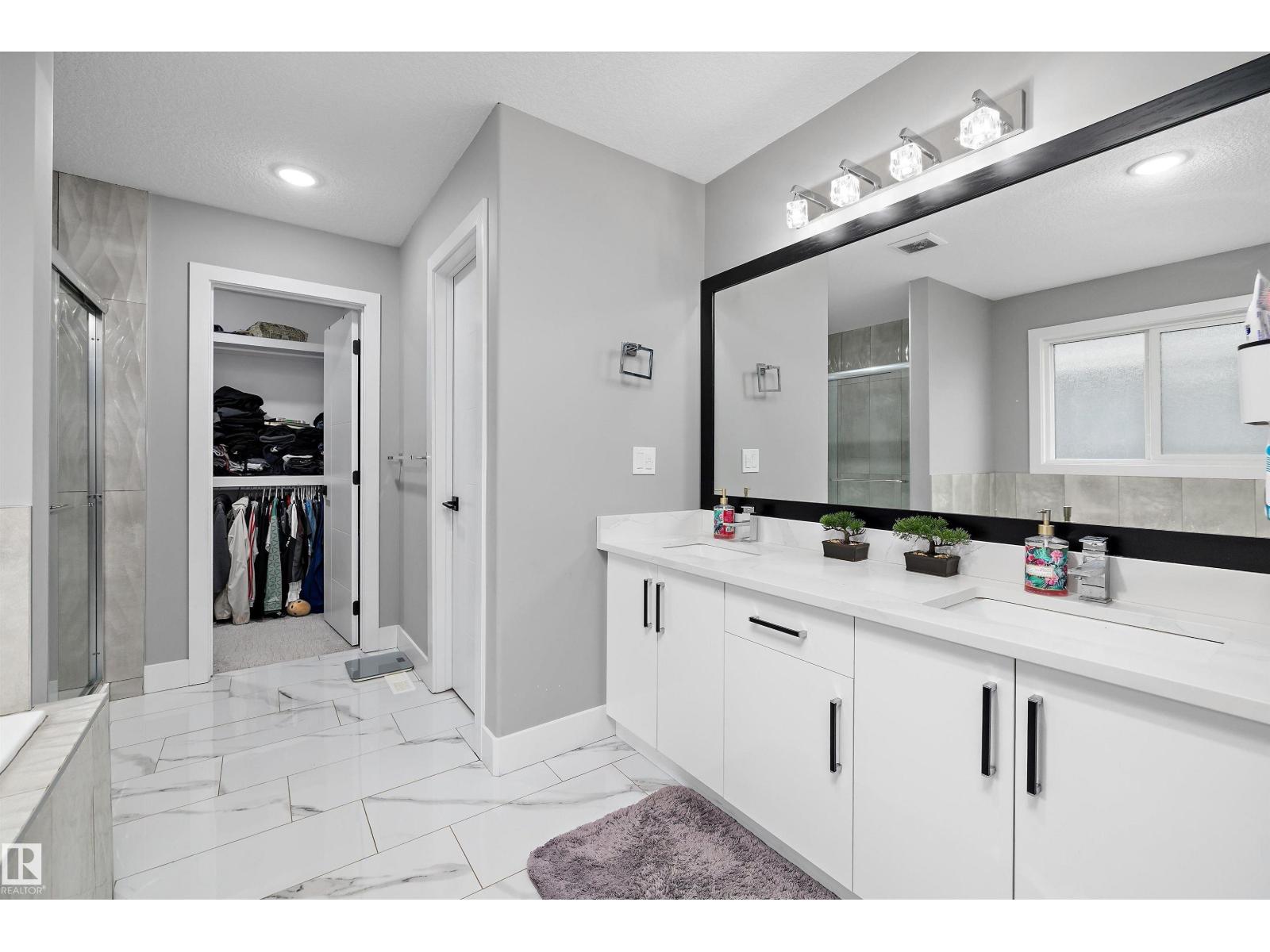 714 Ebbers Pl NW, Edmonton, Alberta  T5Y 3V3 - Photo 26 - E4495985