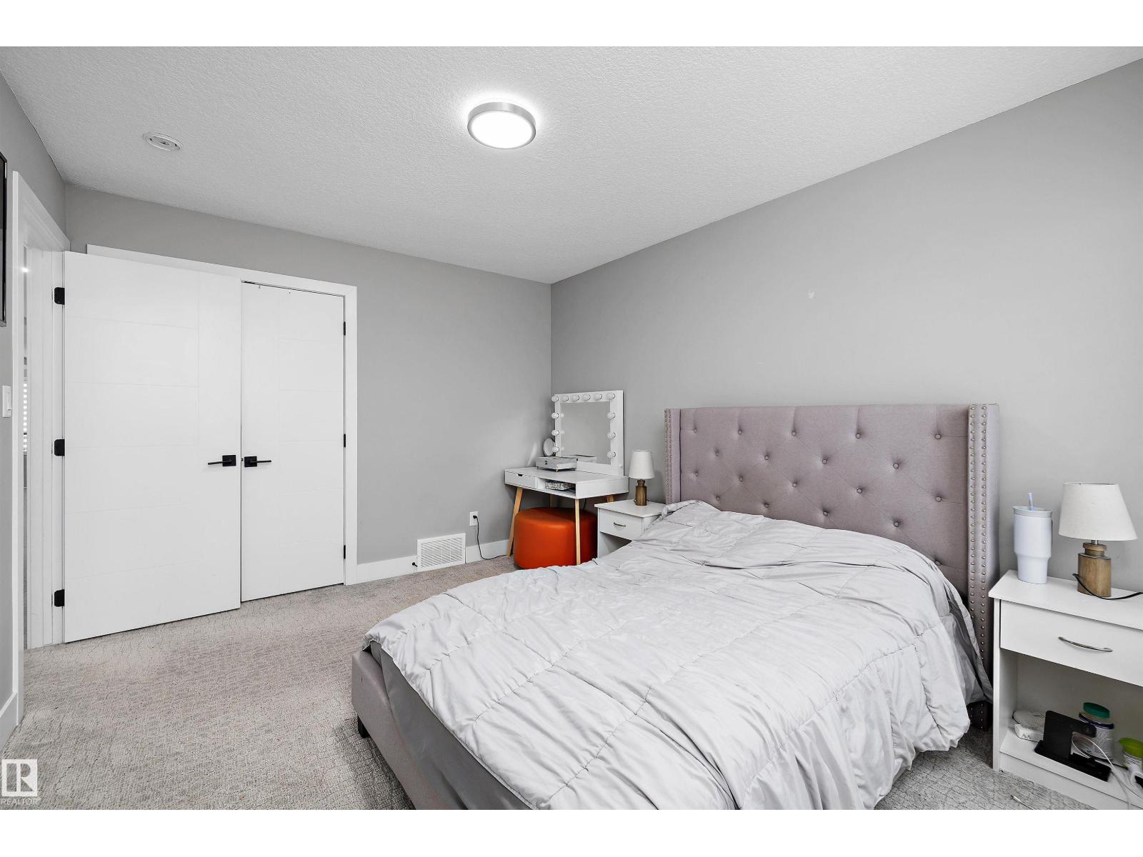 714 Ebbers Pl NW, Edmonton, Alberta  T5Y 3V3 - Photo 34 - E4495985