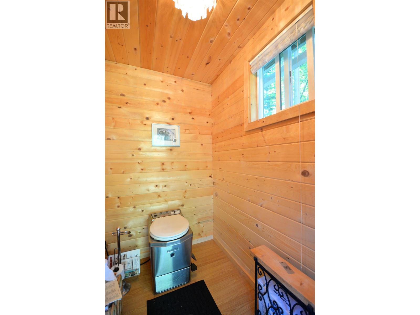 50760 Lloyd Drive, Cluculz Lake, British Columbia  V0J 3A3 - Photo 14 - R3140544