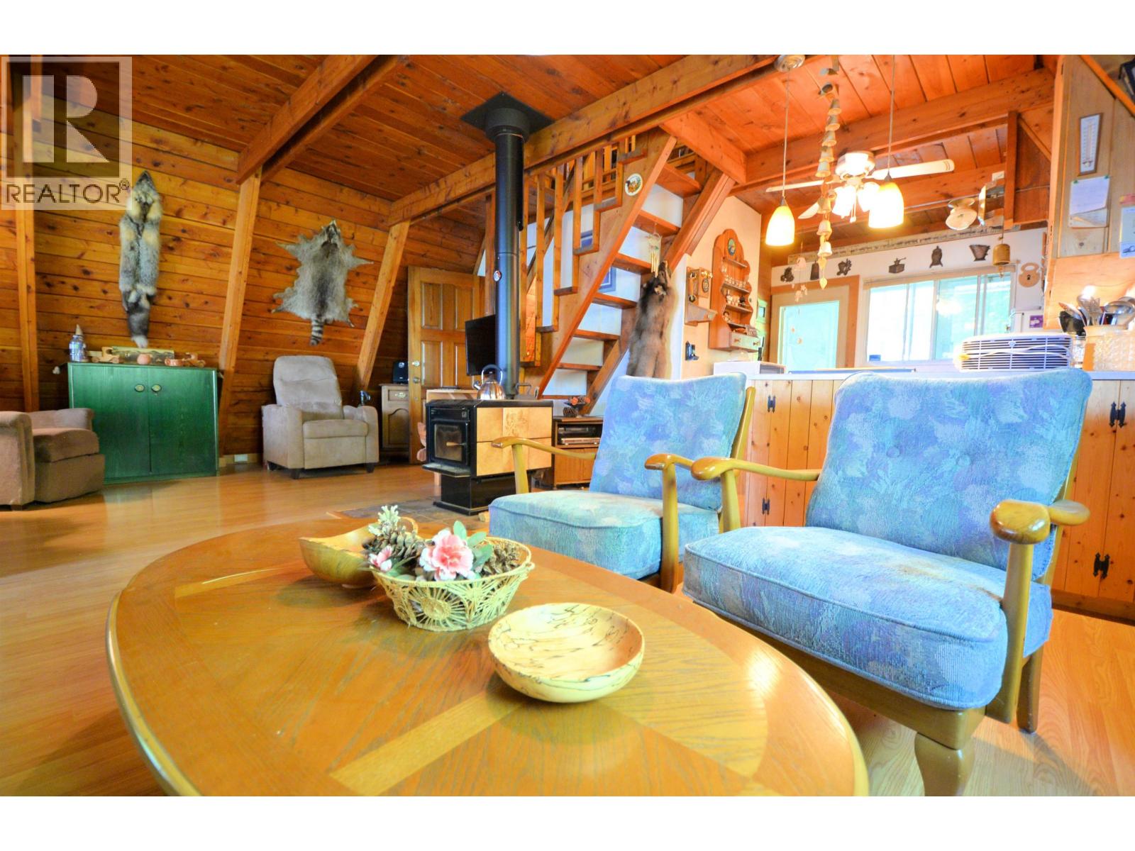50760 Lloyd Drive, Cluculz Lake, British Columbia  V0J 3A3 - Photo 7 - R3140544