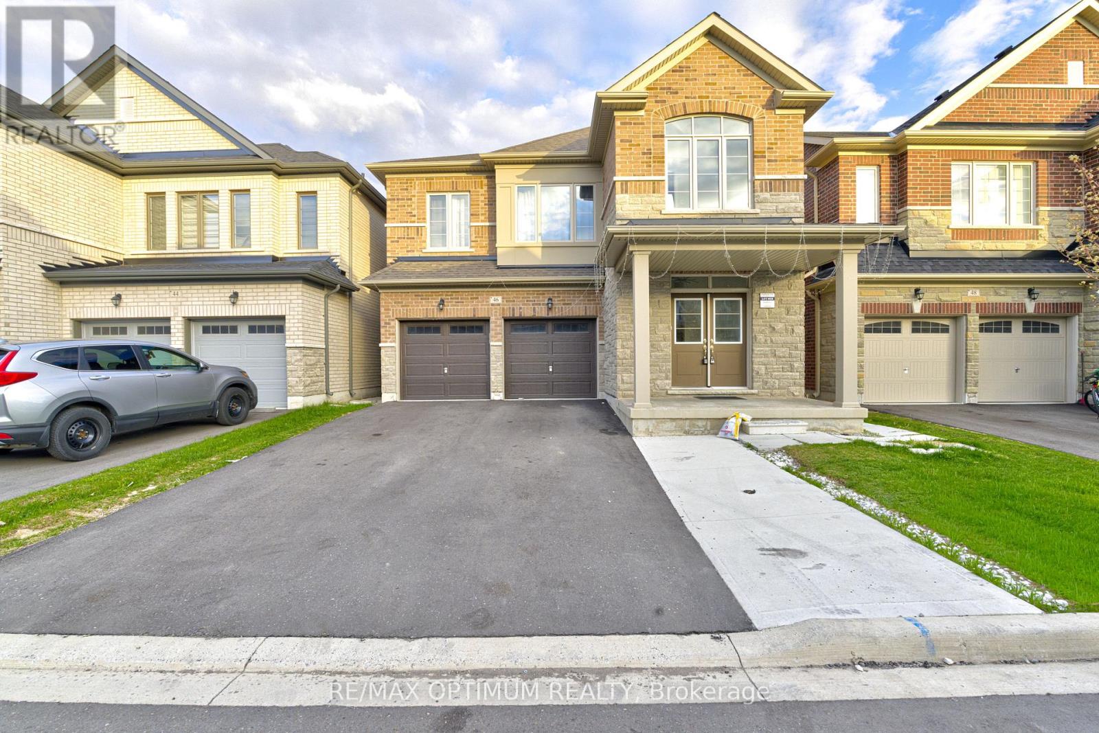 46 Eastman Drive, Brampton, Ontario  L6X 5S5 - Photo 2 - W13496528