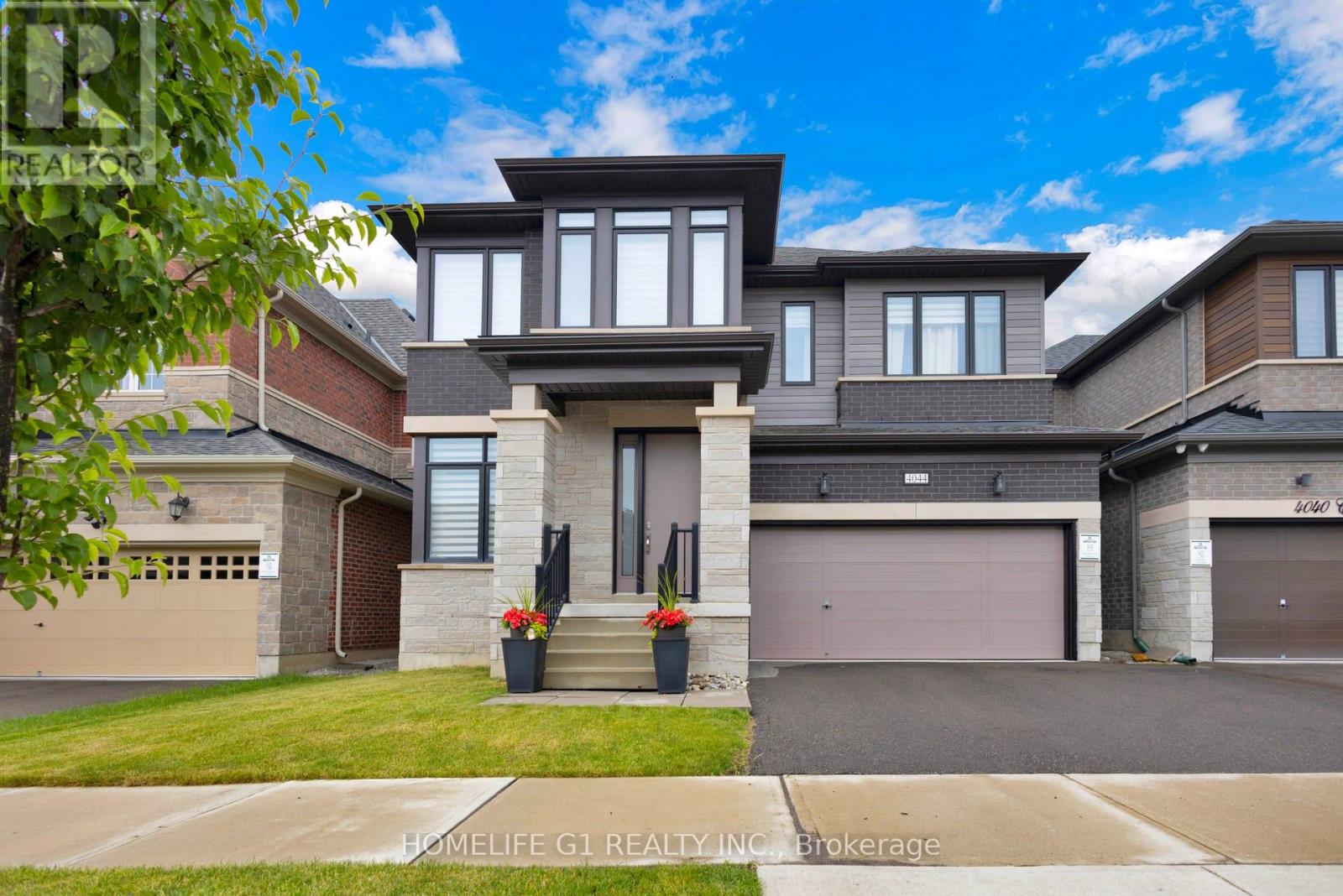 4044 CHANNING CRESCENT, Oakville, Ontario