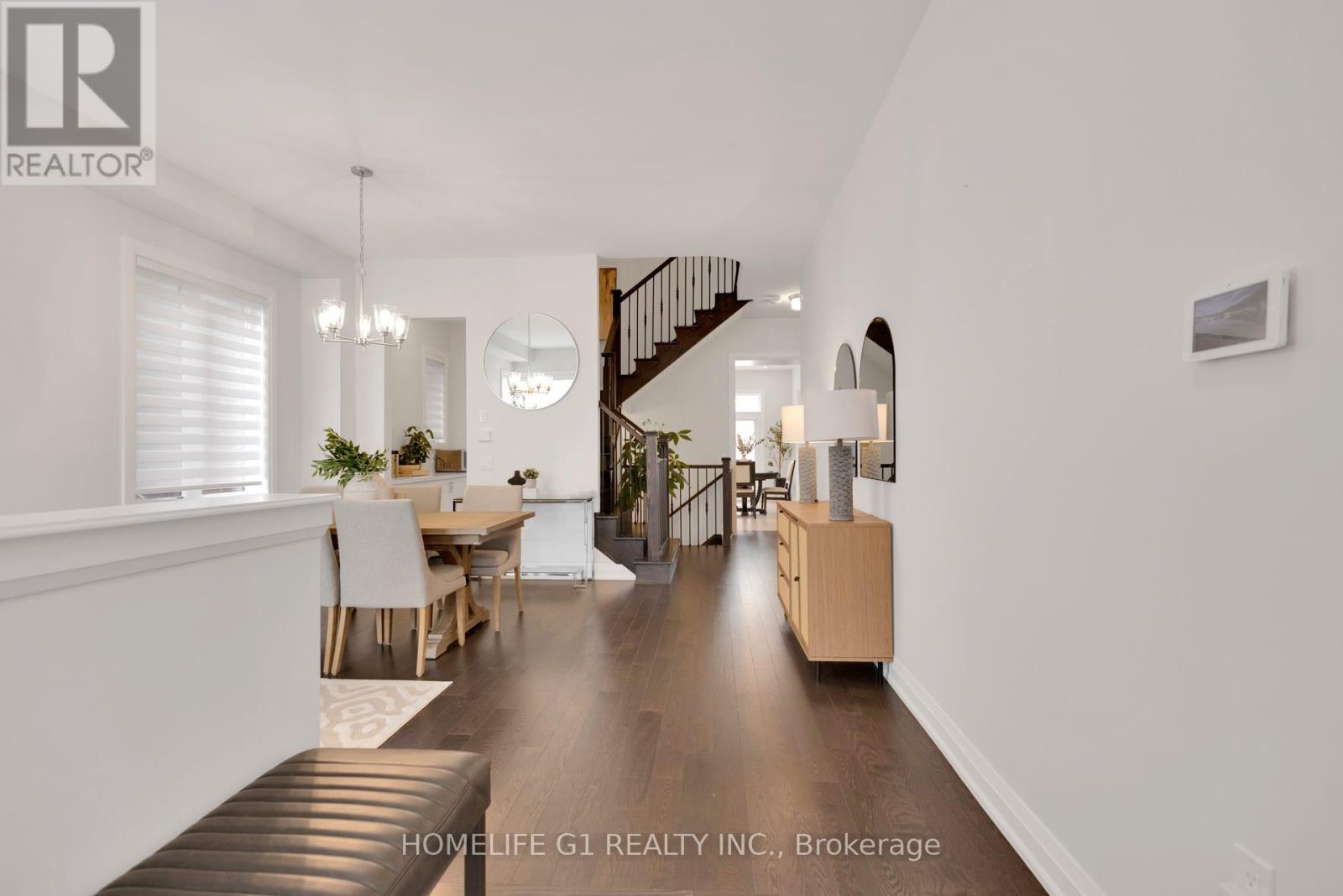 4044 Channing Crescent, Oakville, Ontario  L6H 3R2 - Photo 3 - W13496550
