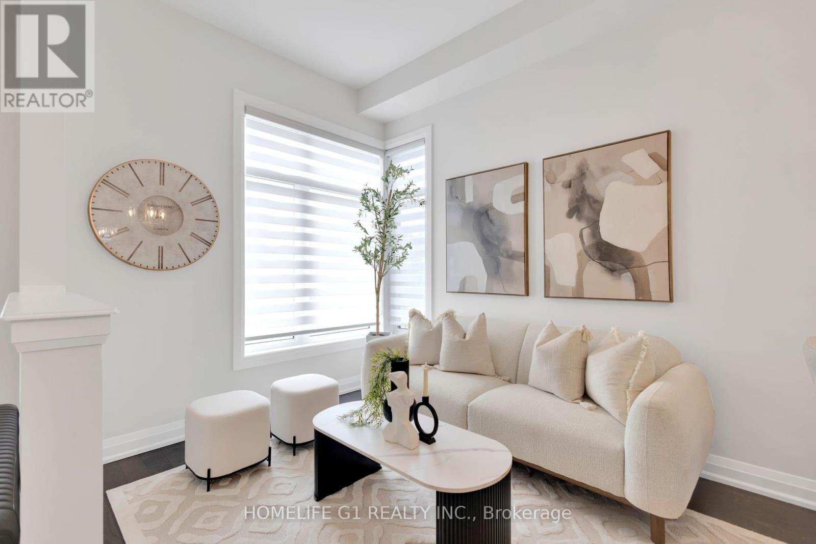 4044 Channing Crescent, Oakville, Ontario  L6H 3R2 - Photo 4 - W13496550