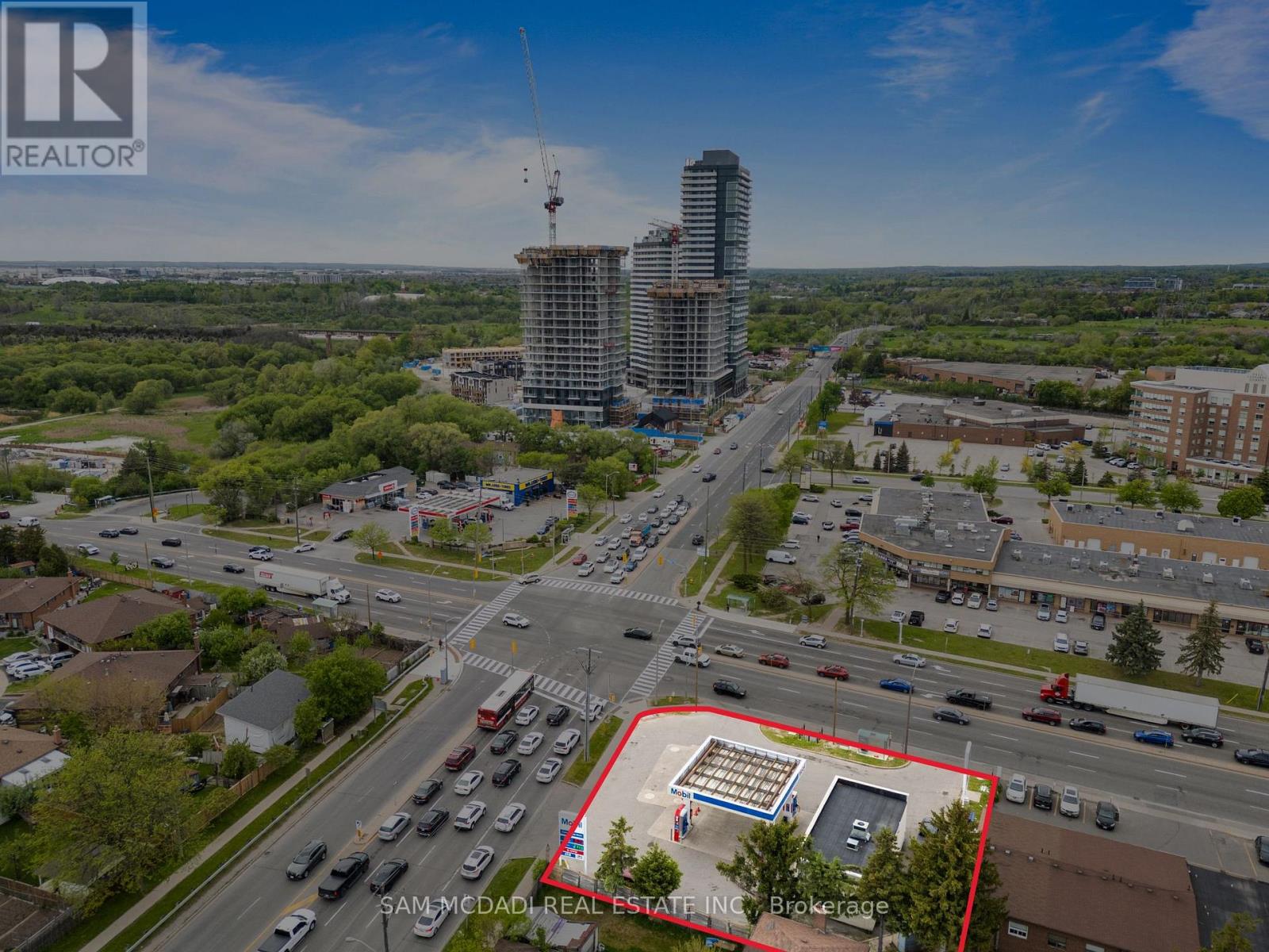 6199 Steeles Avenue W, Toronto, Ontario  M9L 2V1 - Photo 2 - W13496604