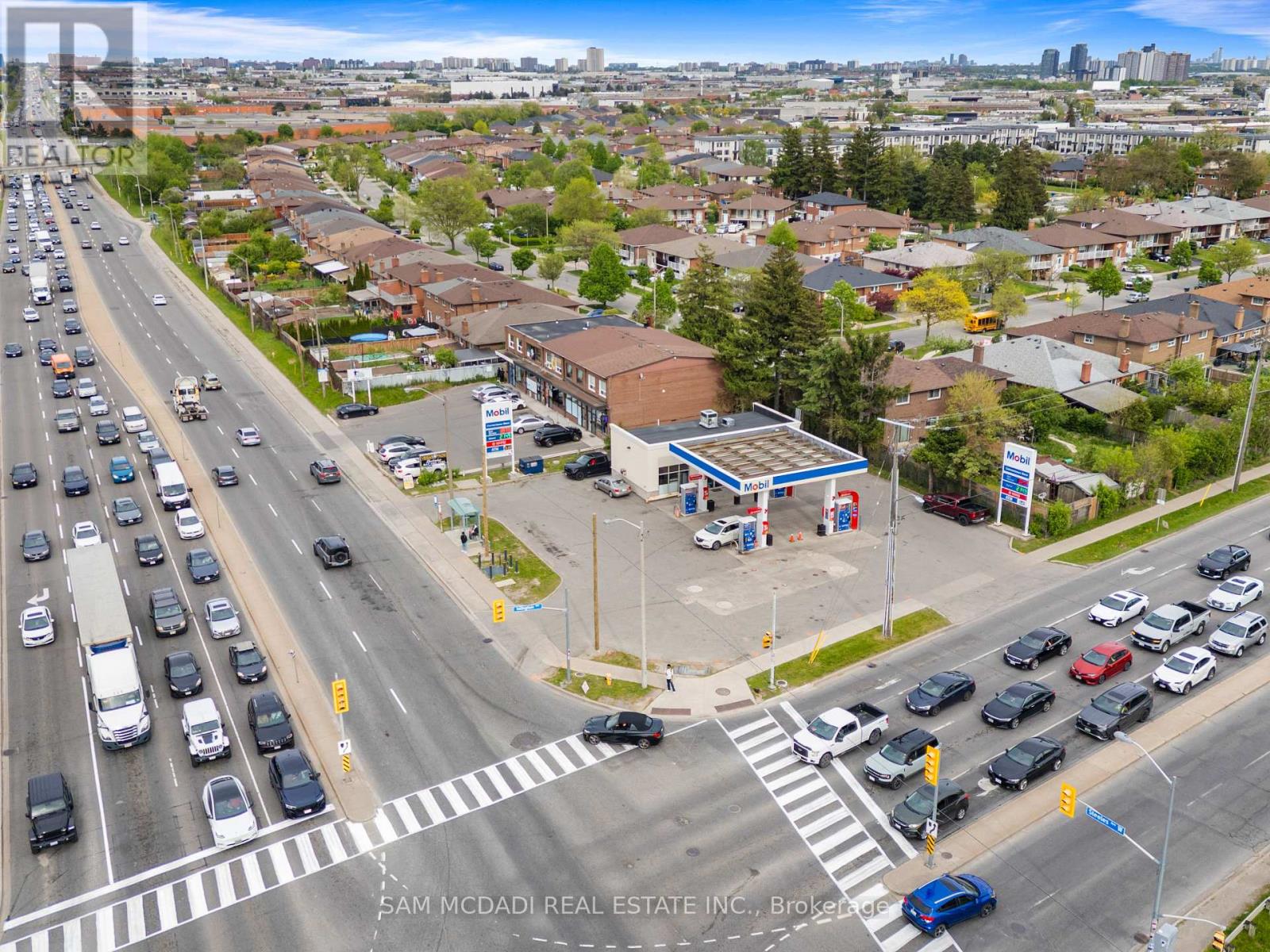 6199 Steeles Avenue W, Toronto, Ontario  M9L 2V1 - Photo 7 - W13496604