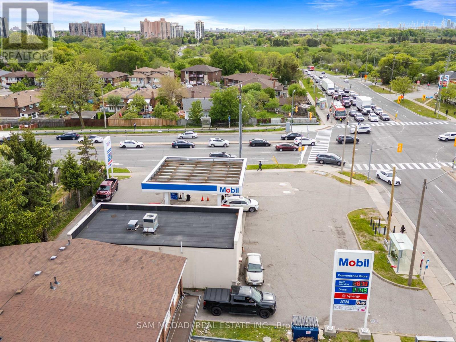 6199 Steeles Avenue W, Toronto, Ontario  M9L 2V1 - Photo 8 - W13496604