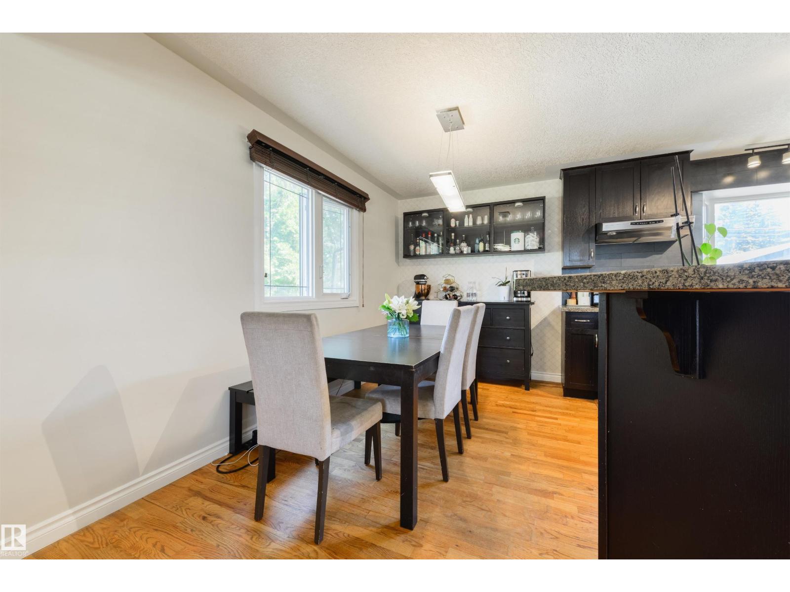 8917 162 St NW, Edmonton, Alberta  T5R 2M5 - Photo 10 - E4495987