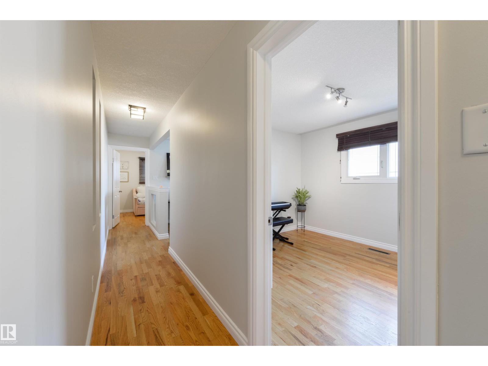 8917 162 St NW, Edmonton, Alberta  T5R 2M5 - Photo 21 - E4495987