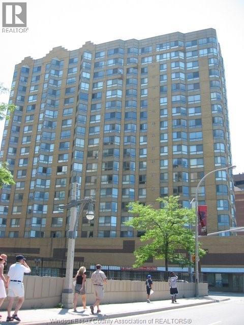 75 RIVERSIDE DRIVE East Unit# 1707, Windsor, Ontario