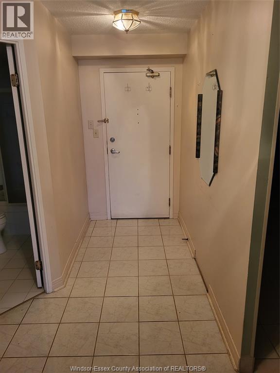 75 Riverside Drive East Unit# 1707, Windsor, Ontario  N9A 7C4 - Photo 3 - 26015307