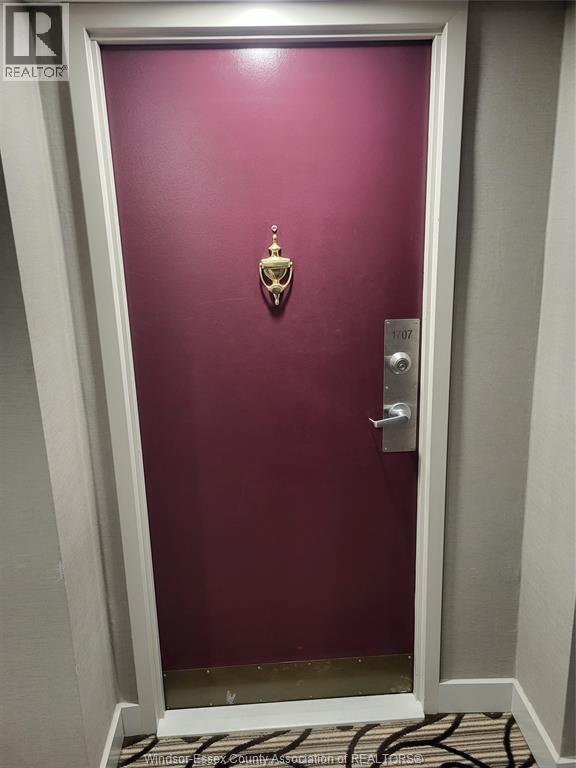 75 Riverside Drive East Unit# 1707, Windsor, Ontario  N9A 7C4 - Photo 2 - 26015307