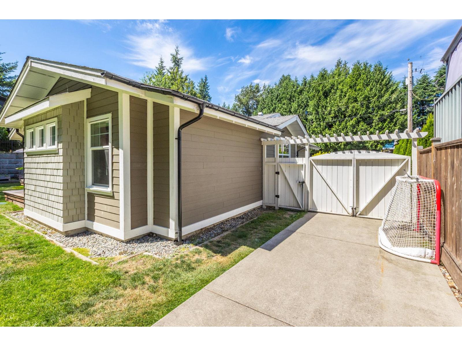 Listing image 11