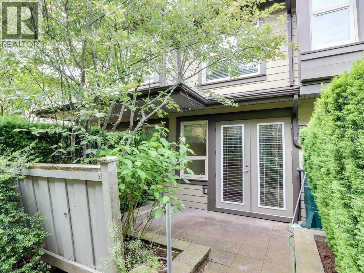 319 E 15th Street, North Vancouver, British Columbia  V7L 2R6 - Photo 10 - R3140002
