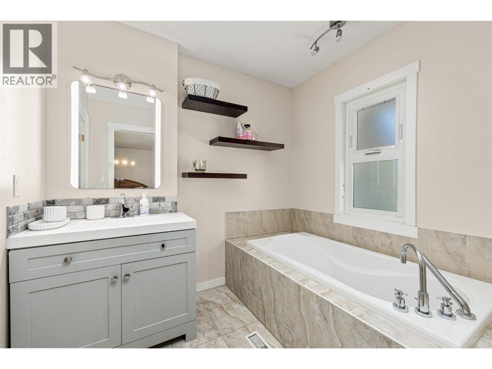 1050 Springfield Road Unit# 104, Kelowna, British Columbia  V1Y 8J7 - Photo 28 - 10392875