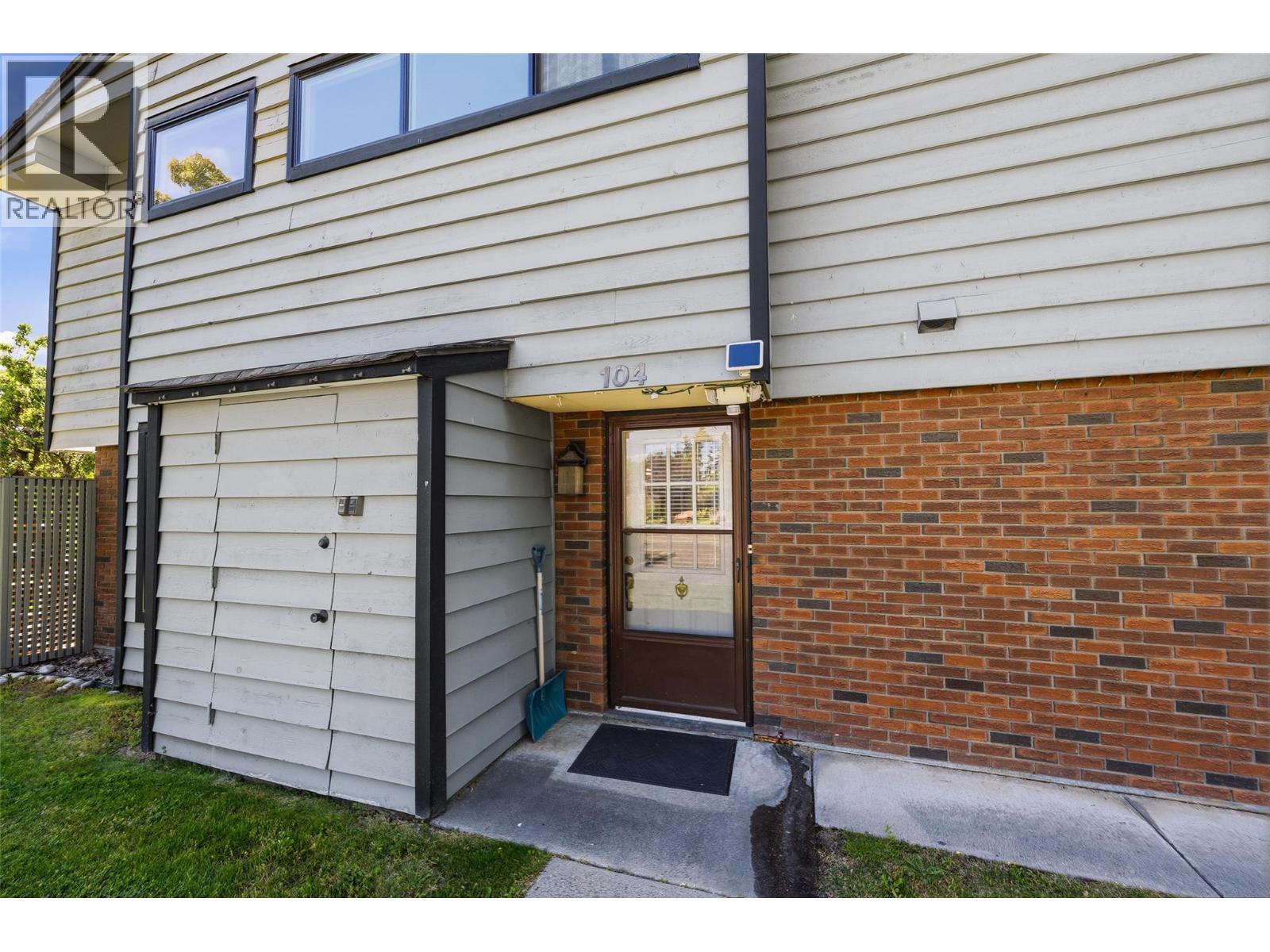 1050 Springfield Road Unit# 104, Kelowna, British Columbia  V1Y 8J7 - Photo 4 - 10392875