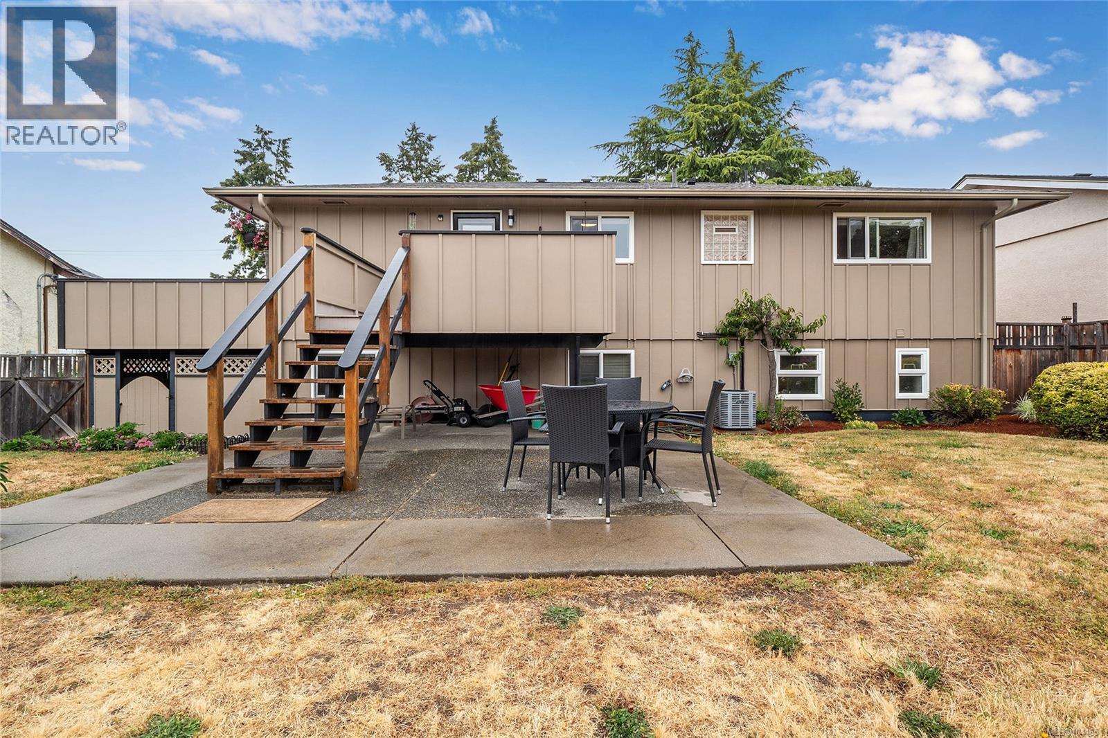 1571 Kenmore Rd, Saanich, British Columbia  V8N 2E2 - Photo 23 - 1041651