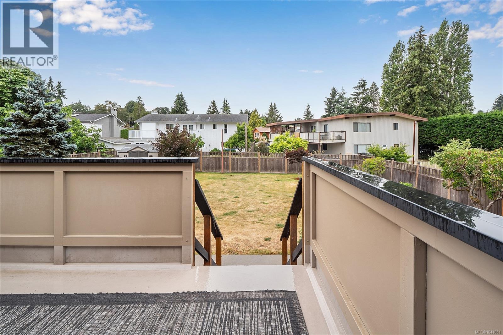 1571 Kenmore Rd, Saanich, British Columbia  V8N 2E2 - Photo 25 - 1041651