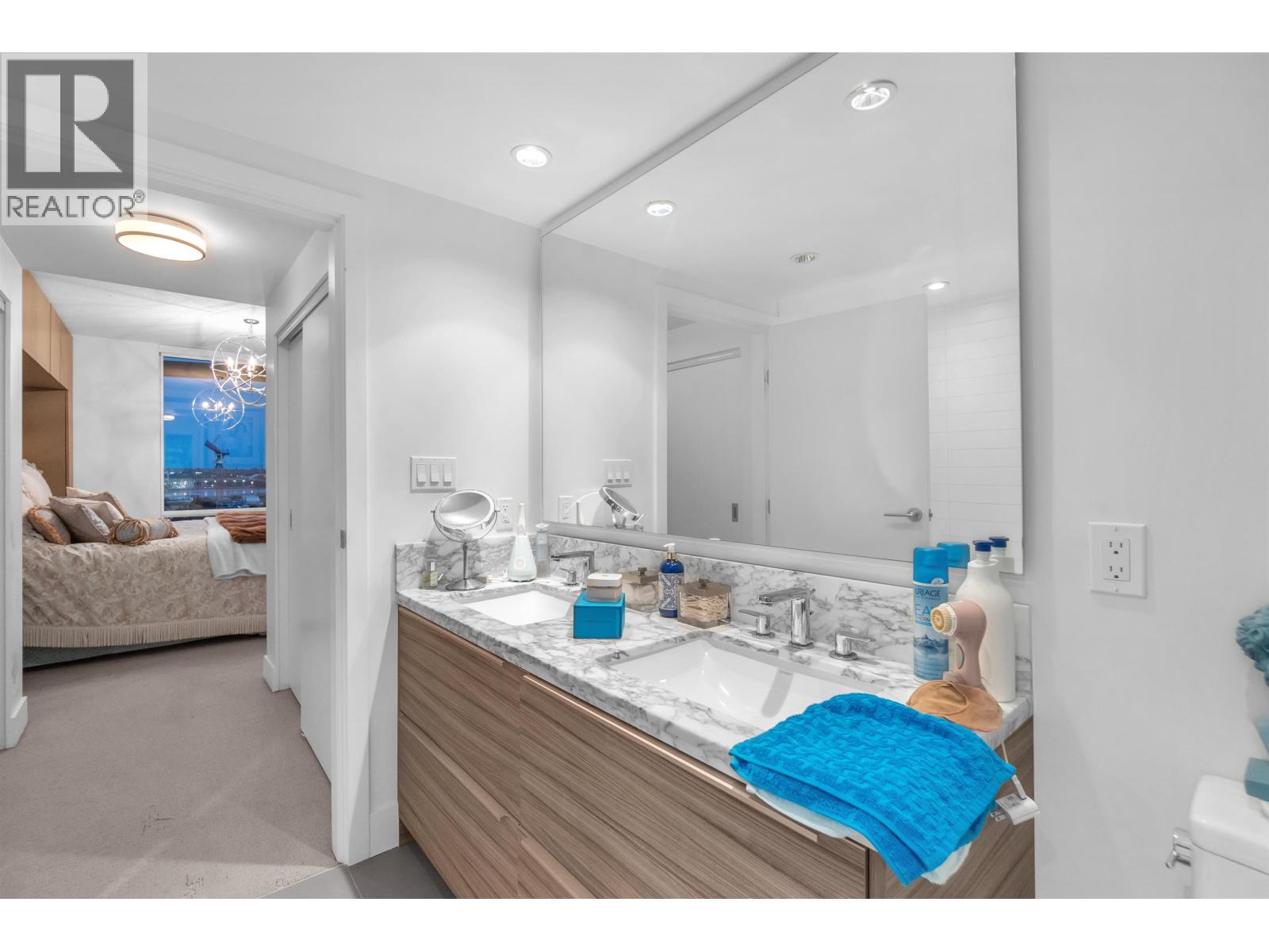 1607 1550 Fern Street, North Vancouver, British Columbia  V7J 0A9 - Photo 18 - R3140509