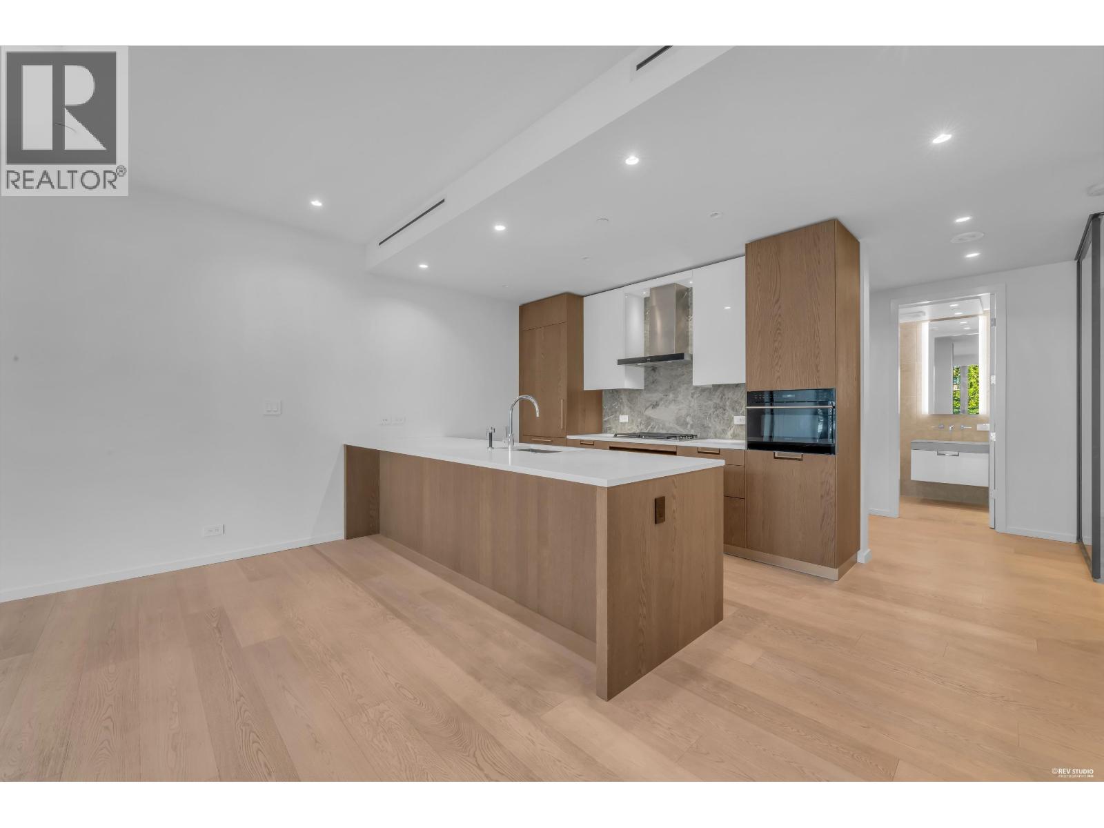 214 1355 Bellevue Avenue, West Vancouver, British Columbia  V7T 0B4 - Photo 14 - R3140517