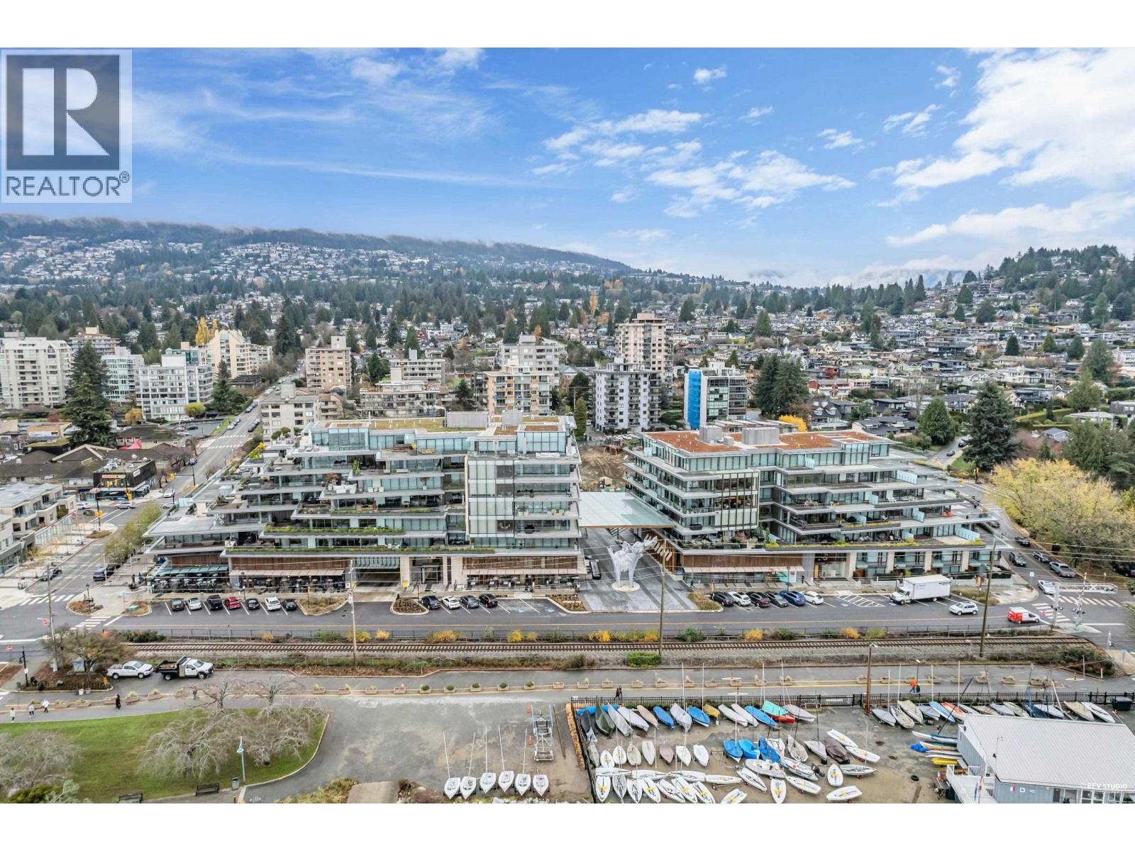 214 1355 Bellevue Avenue, West Vancouver, British Columbia  V7T 0B4 - Photo 39 - R3140517