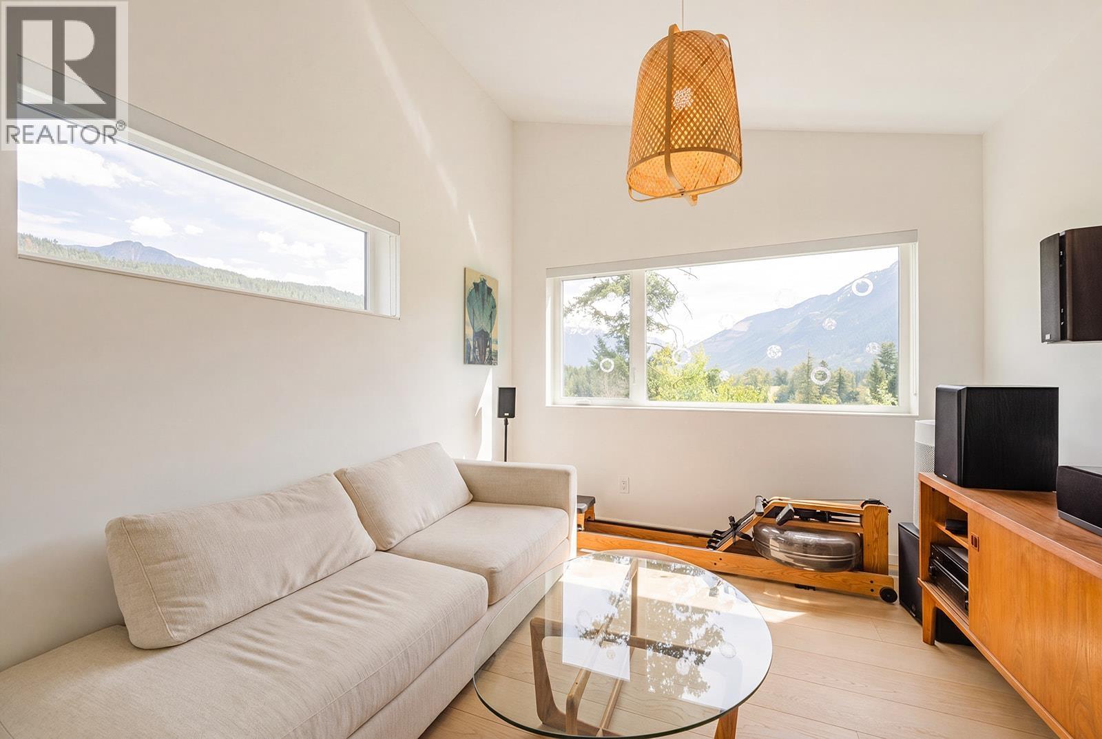 1764 Pinewood Drive, Pemberton, British Columbia  V0N 2L3 - Photo 15 - R3140523