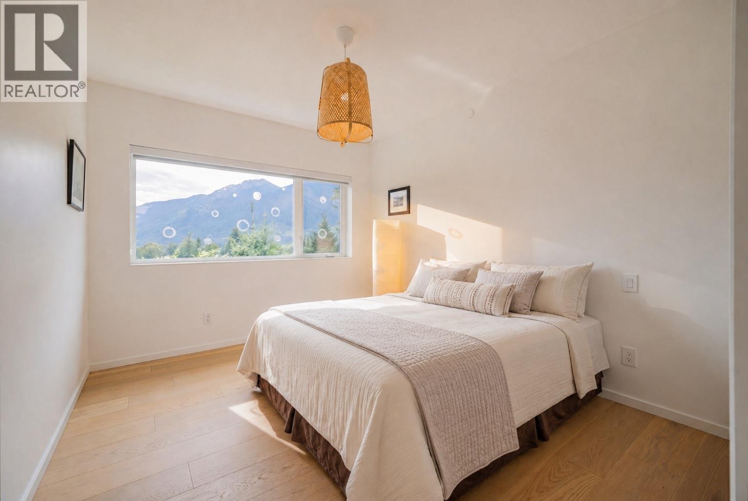 1764 Pinewood Drive, Pemberton, British Columbia  V0N 2L3 - Photo 22 - R3140523